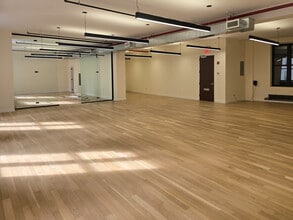 11 Broadway, New York, NY for lease Interior Photo- Image 1 of 4