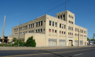 Plus de détails pour 1300 S Salina St, Syracuse, NY - Industriel à vendre