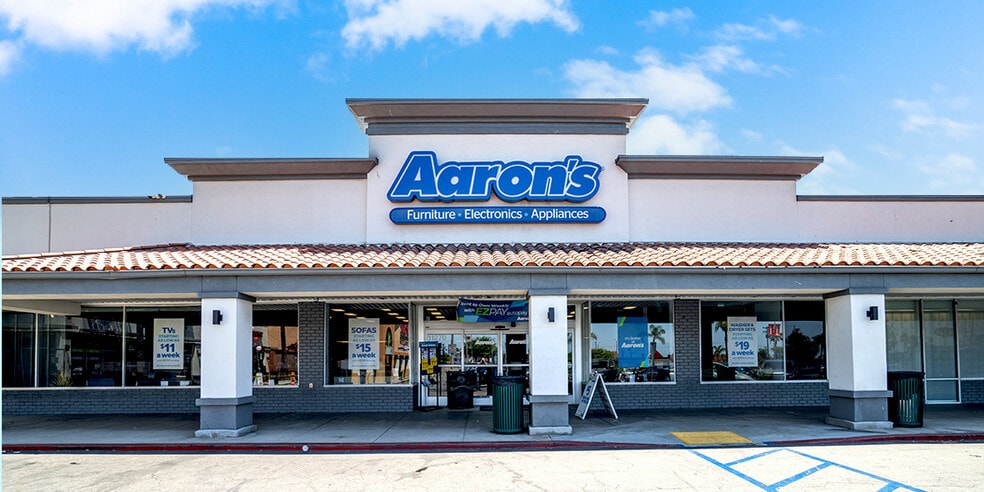 11202-11340 Crenshaw Blvd, Inglewood, CA for lease - Building Photo - Image 2 of 7