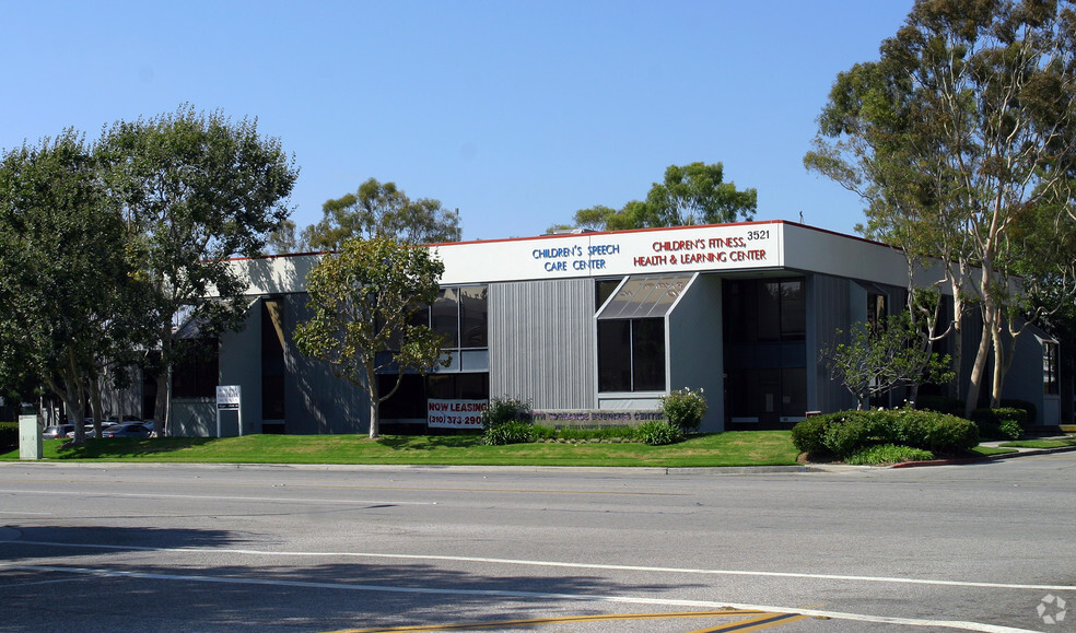 3521 Lomita Blvd, Torrance, CA for lease - Primary Photo - Image 2 of 6