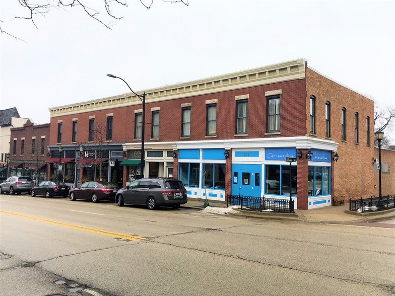 602-610 N Milwaukee Ave, Libertyville, IL for sale - Building Photo - Image 1 of 1