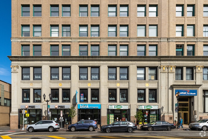 35 Journal Sq, Jersey City, NJ for lease - Building Photo - Image 3 of 8