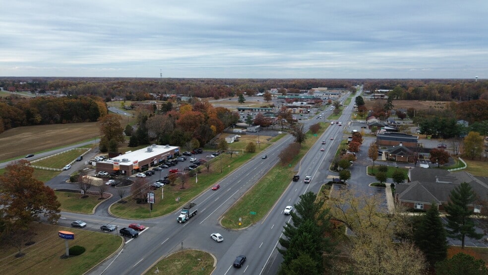 30265 Three Notch Rd, Charlotte Hall, MD for lease - Building Photo - Image 2 of 20