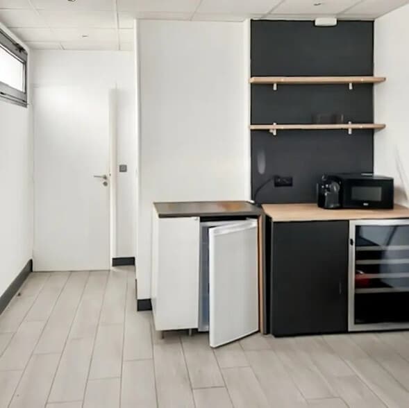 Avenue Du Général Leclerc, Boulogne-Billancourt for lease - Interior Photo - Image 3 of 7