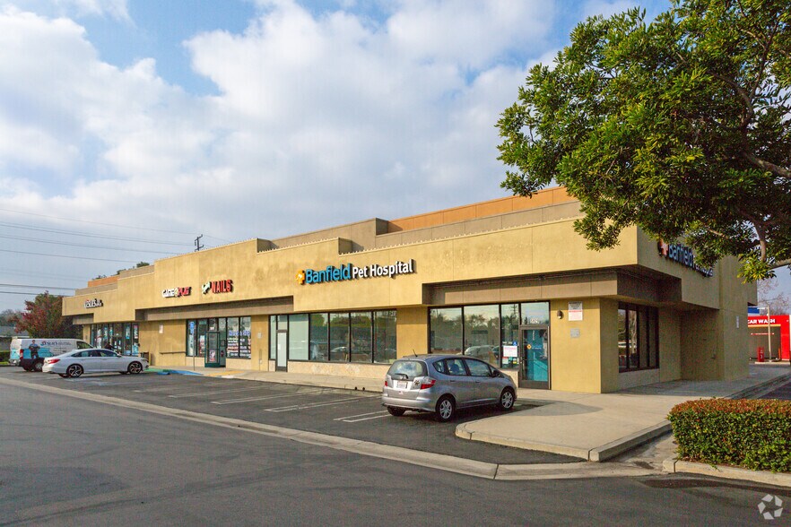 5905-5929 E Spring St, Long Beach, CA à louer - Photo principale - Image 1 de 3