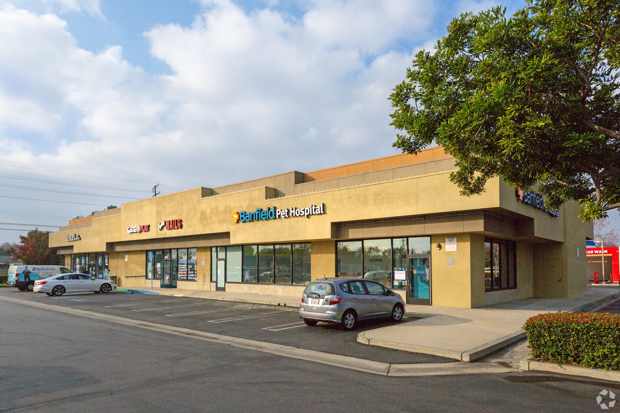 5905-5929 E Spring St, Long Beach, CA à louer Photo principale- Image 1 de 4