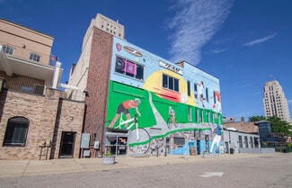 More details for 22 W Michigan Ave, Battle Creek, MI - Retail for Sale