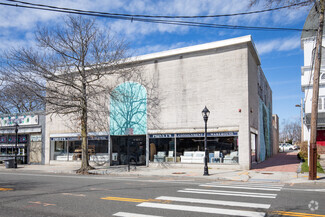 More details for 54 E Main St, Riverhead, NY - Retail for Lease