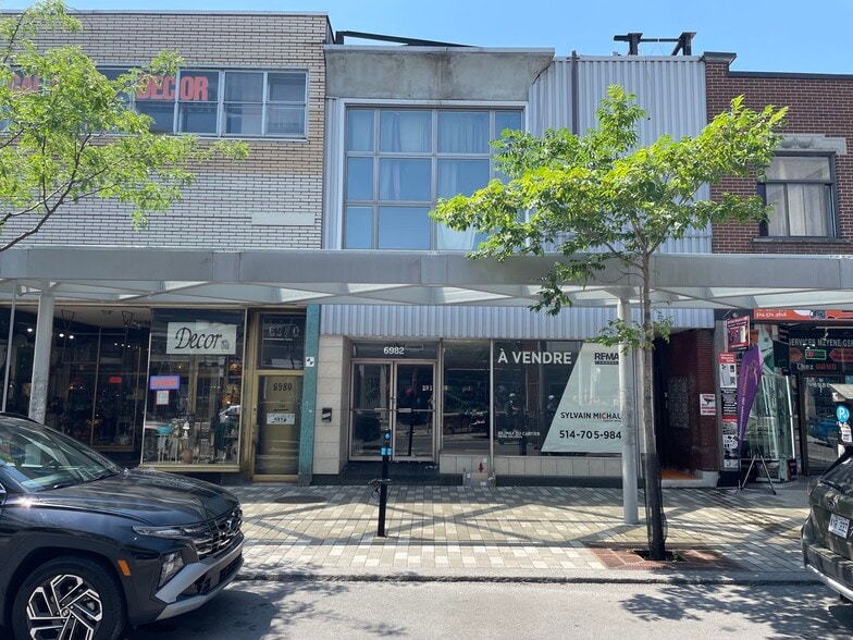 6982-6984 Saint-Hubert Rue, Montréal, QC à vendre - Photo du bâtiment - Image 1 de 38