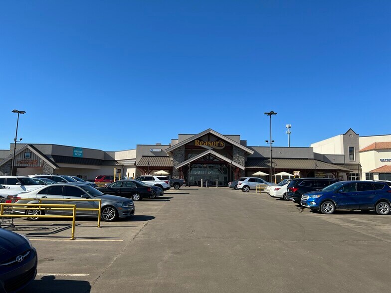 7104-7122 S Sheridan Rd, Tulsa, OK for lease - Building Photo - Image 1 of 8