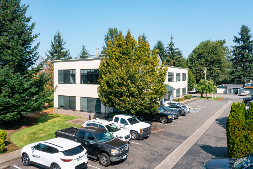 165 Ne Juniper St, Issaquah, WA for lease - Building Photo - Image 2 of 7