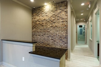 16826 N Eldridge Pky, Tomball, TX à louer Photo intérieure- Image 2 de 24