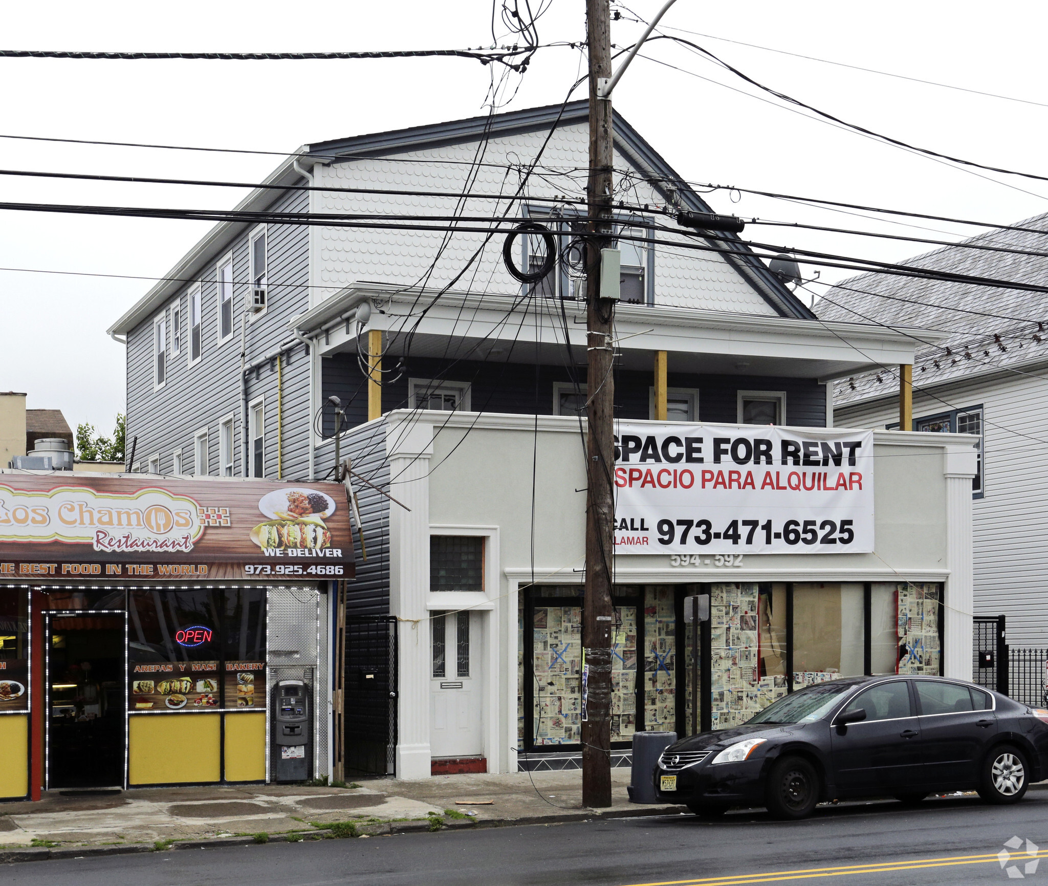 592-594 21st Ave, Paterson, NJ à vendre Photo principale- Image 1 de 1