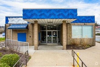 5990 University Blvd, Moon Township, PA for lease Building Photo- Image 1 of 3