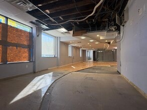 2820 Ditmars Blvd, Astoria, NY à louer Photo intérieure- Image 1 de 5