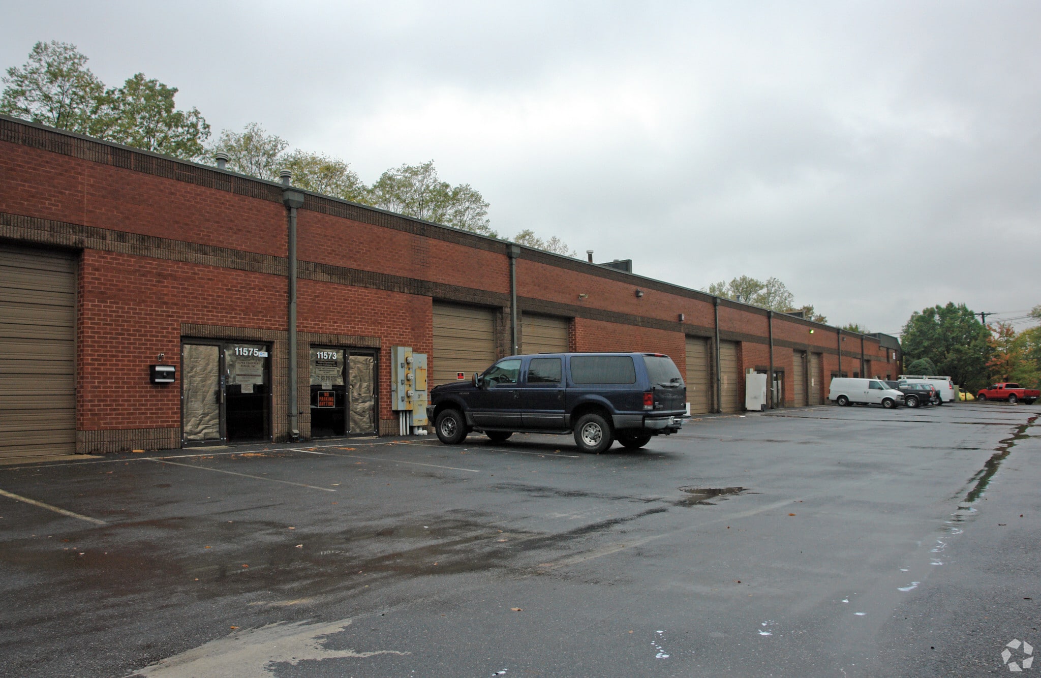 11551-11609 Edmonston Rd, Beltsville, MD for lease Primary Photo- Image 1 of 10
