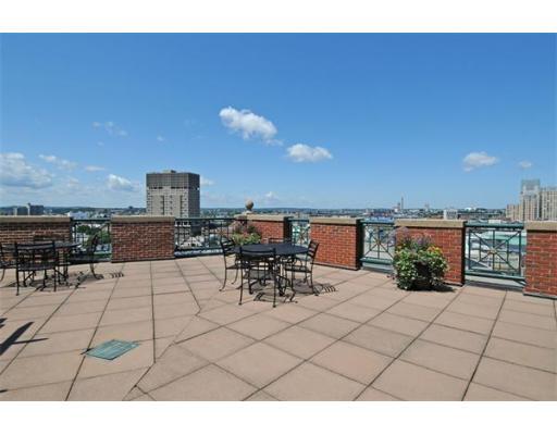 10 Rogers St, Cambridge, MA à louer - Photo du bâtiment - Image 3 de 19