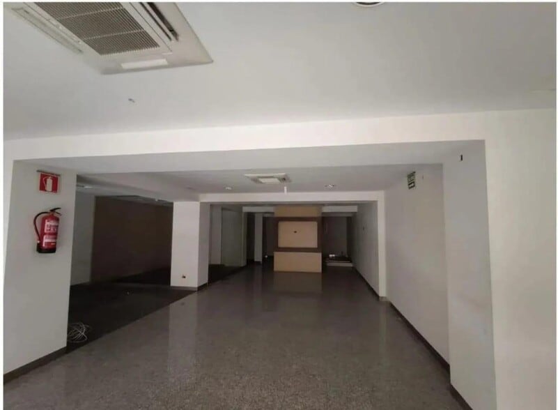 Calle Recogidas, 13, Granada, Granada for lease - Building Photo - Image 2 of 2