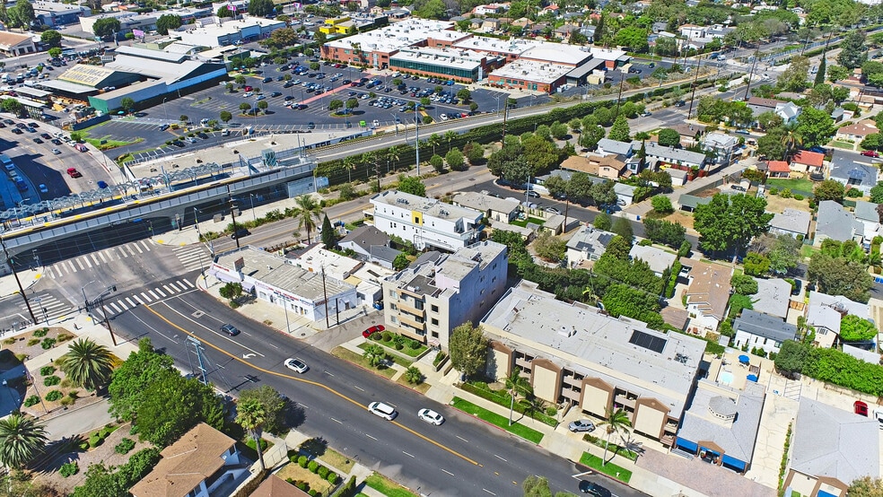 2524 S Sepulveda Blvd, Los Angeles, CA for sale - Building Photo - Image 3 of 8