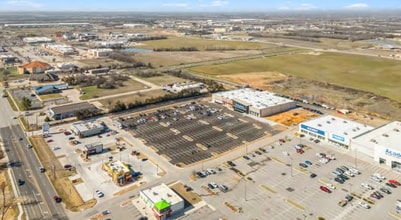 1855 12th Ave NW, Ardmore, OK - AERIAL  map view - Image1