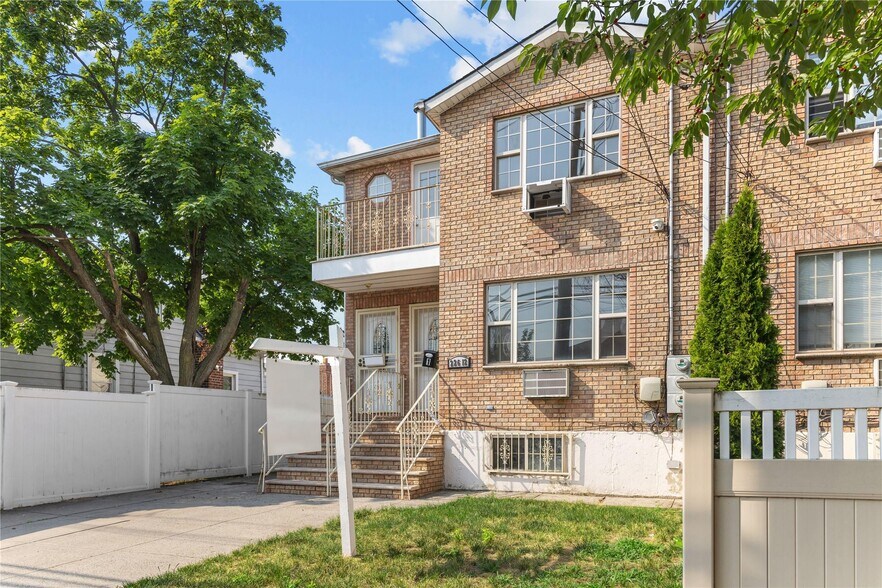 22612 146th Ave, Springfield Gardens, NY à vendre - Photo du bâtiment - Image 2 de 22