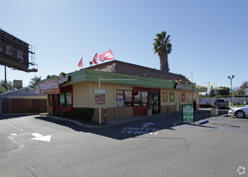 7545 Balboa Blvd, Van Nuys, CA for lease - Building Photo - Image 2 of 4