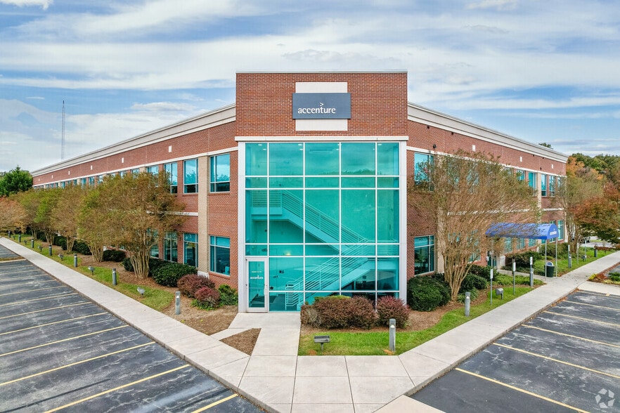1965 Hawks Lndg, Louisville, TN for lease - Primary Photo - Image 2 of 11
