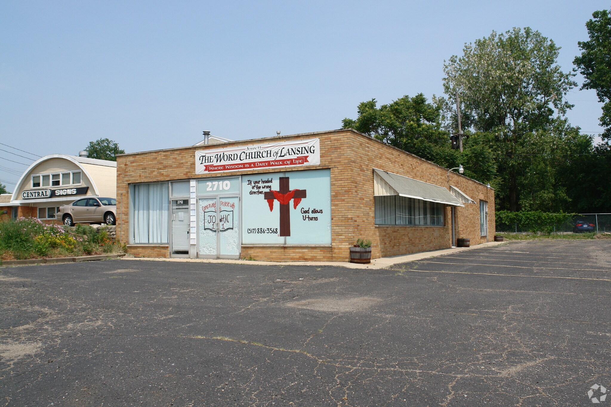 2708-2712 N Grand River Ave, Lansing, MI for sale Primary Photo- Image 1 of 13