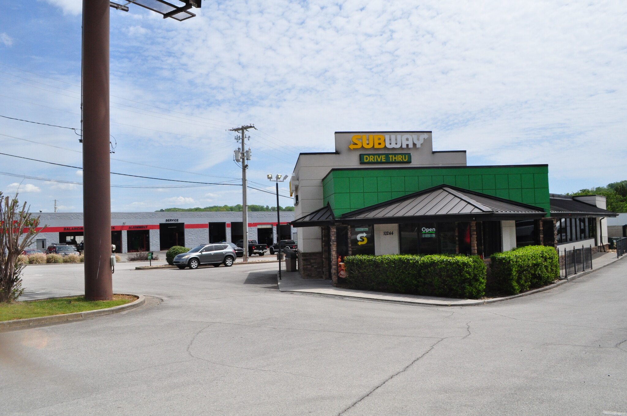 10244 Kingston Pike, Knoxville, TN for sale Primary Photo- Image 1 of 12