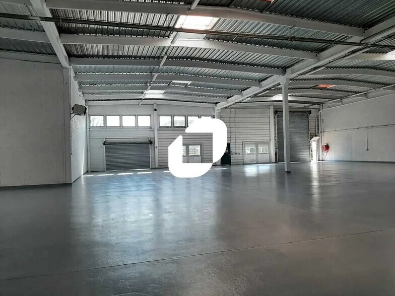 Bureau dans Trappes à louer - Photo intérieure - Image 2 de 6