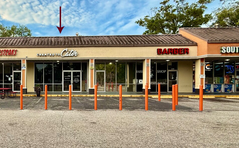 6426 Bowden Rd, Jacksonville, FL à louer - Photo du bâtiment - Image 2 de 6