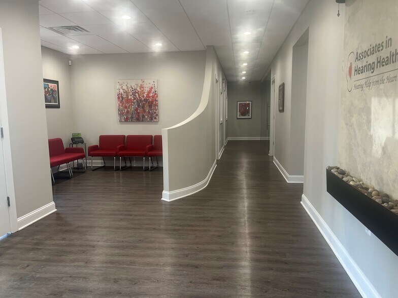 502 Sheppard Rd, Voorhees, NJ à vendre - Photo du bâtiment - Image 2 de 6