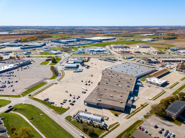 919 S 20th St, Norfolk, NE for lease - Aerial - Image 3 of 8