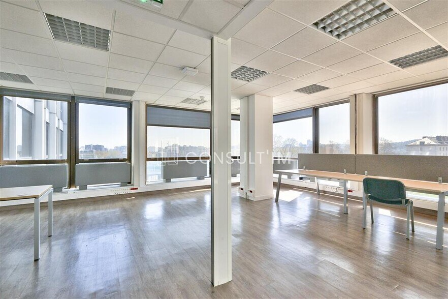 Bureau dans Saint-Cloud à louer - Photo intérieure - Image 3 de 7