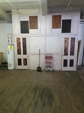 208 S Pulaski St, Baltimore, MD for lease Interior Photo- Image 2 of 15