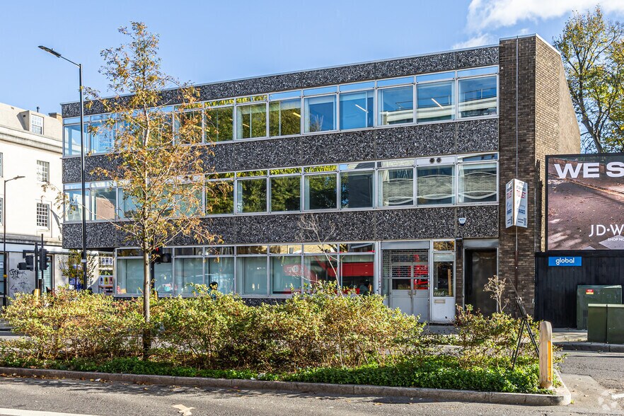 72-74 Mare St, Londres à louer - Photo du bâtiment - Image 2 de 2