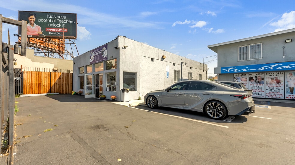 6622 Crenshaw Blvd, Los Angeles, CA for sale - Building Photo - Image 2 of 32