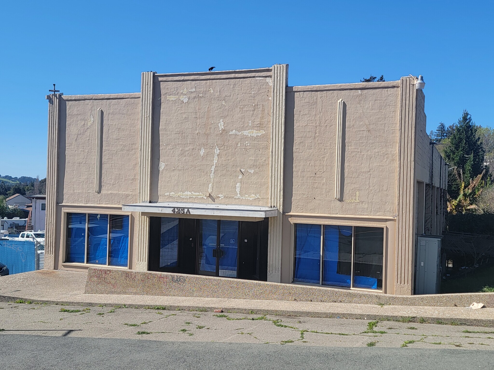 425 Appian Way, El Sobrante, CA à vendre Photo du bâtiment- Image 1 de 11