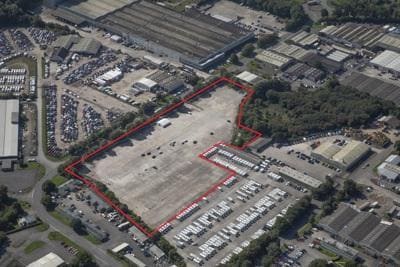 Quartermaster Rd, Westbury for lease - Building Photo - Image 2 of 7