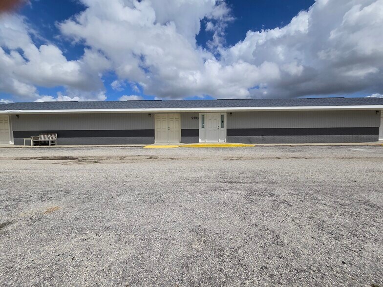 11151 66th St N, Largo, FL for sale - Building Photo - Image 3 of 19