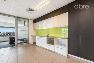 296 Bay Rd, Cheltenham for lease Interior Photo- Image 2 of 3