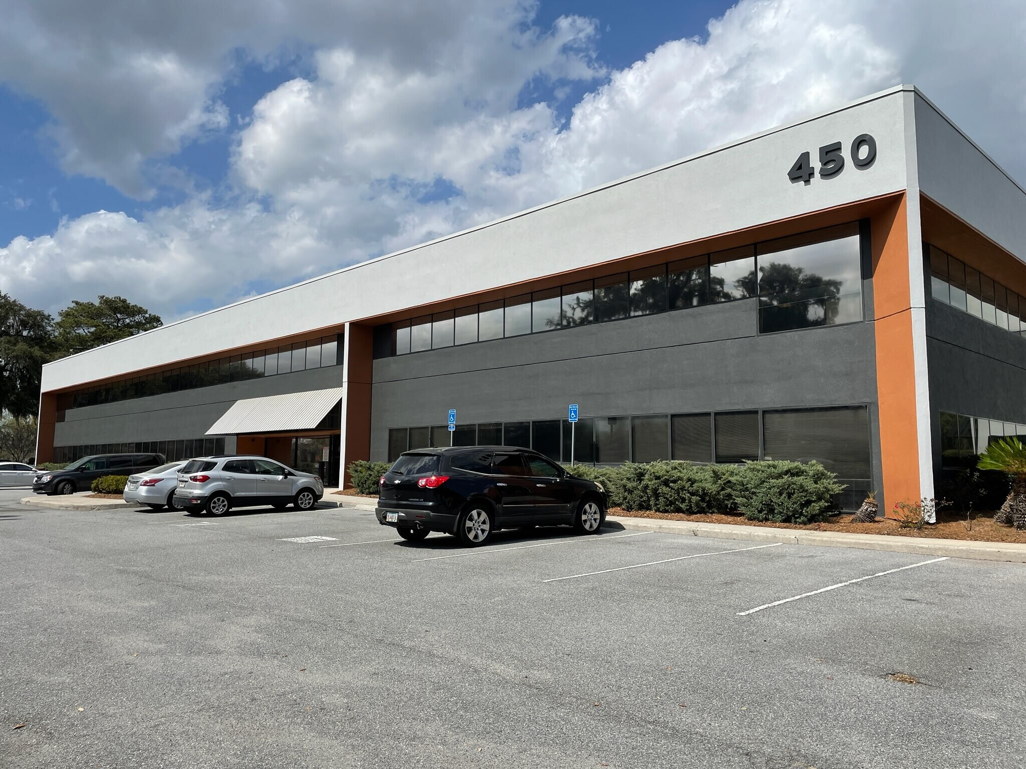 400 Mall Blvd, Savannah, GA à louer Photo du bâtiment- Image 1 de 14
