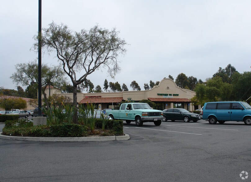 3815 Mission Ave, Oceanside, CA à louer - Photo du bâtiment - Image 2 de 21