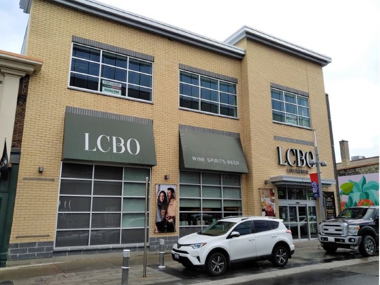 340 King St W, Kitchener, ON à louer - Photo du bâtiment - Image 1 de 4