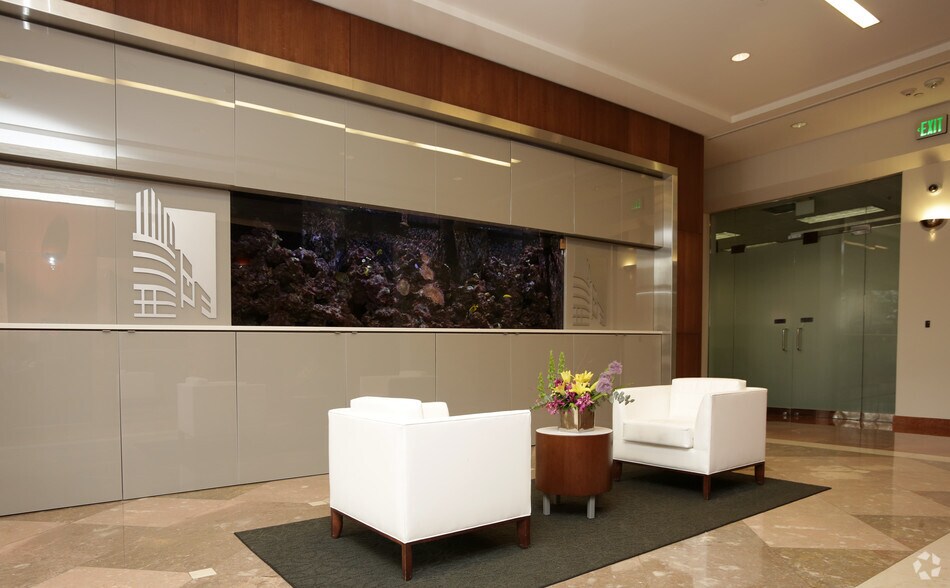 10451 Mill Run Cir, Owings Mills, MD à louer - Hall d’entrée - Image 2 de 3