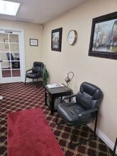 900 W 17th St, Santa Ana, CA à louer Hall d’entrée- Image 1 de 6