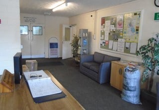 39 Marsh Green Rd, Exeter à louer Photo intérieure- Image 2 de 3