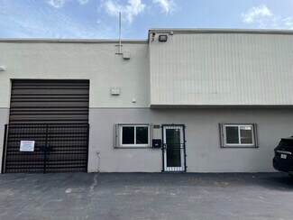 Plus de détails pour 1521-1529 NW 89th Ct, Doral, FL - Industriel à louer