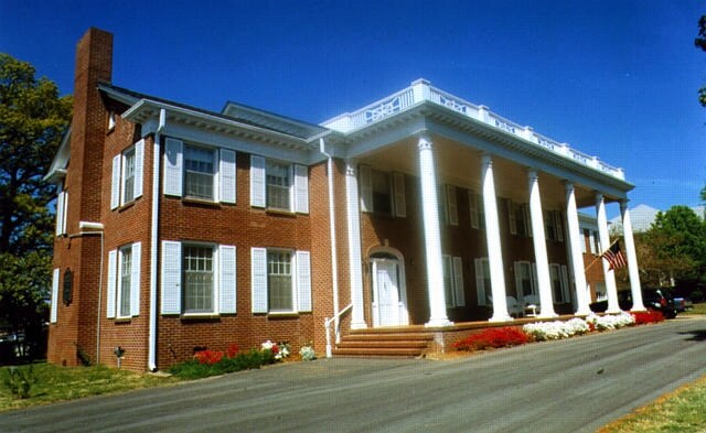 Plus de détails pour 1320 S Albert Pike Ave, Fort Smith, AR - Services hôteliers à vendre