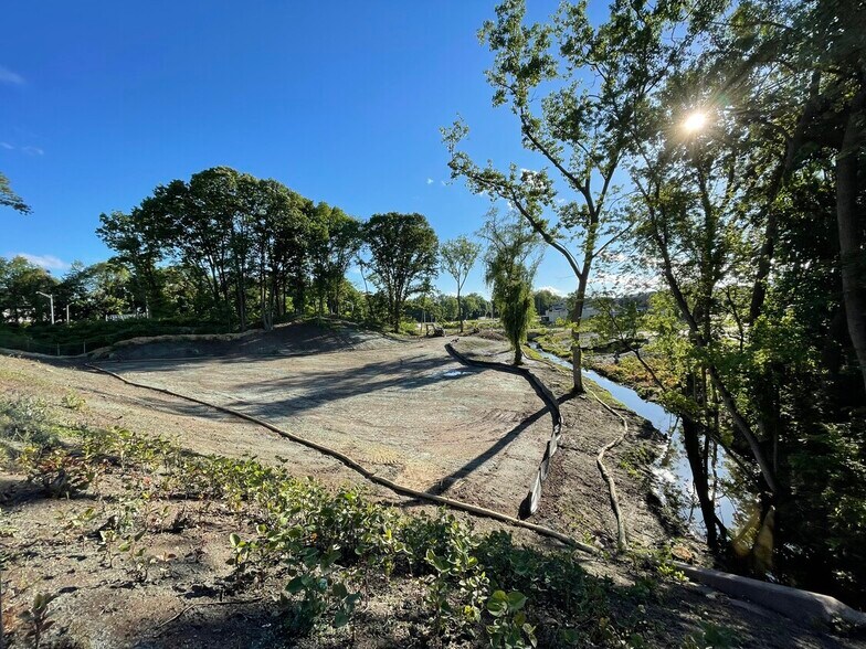 25 Kane St, Hartford, CT à louer - Photo du bâtiment - Image 2 de 6